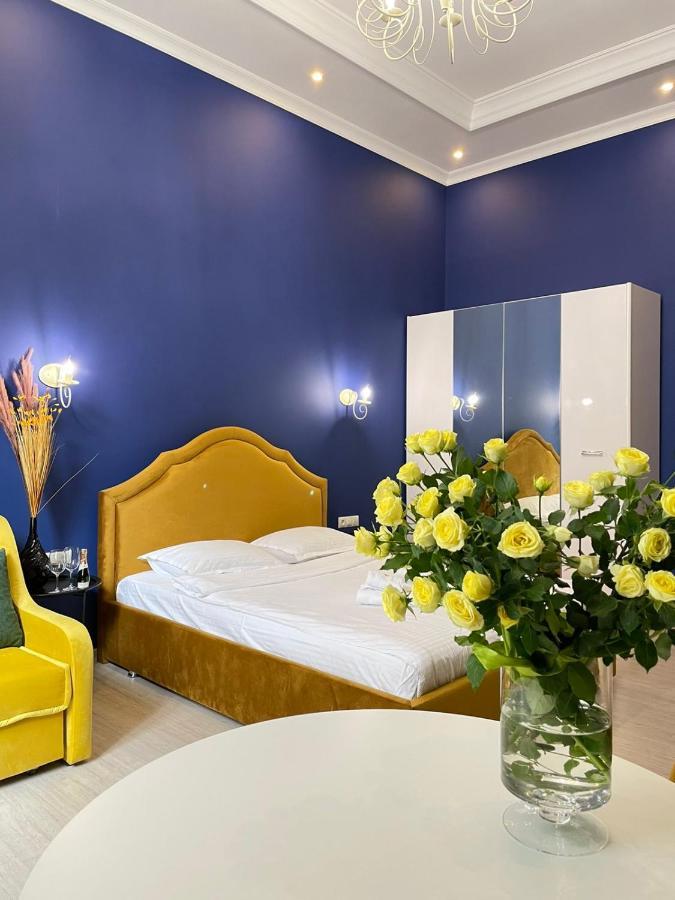 Royal Apartment On Slovatskogo 8 Lviv Dış mekan fotoğraf