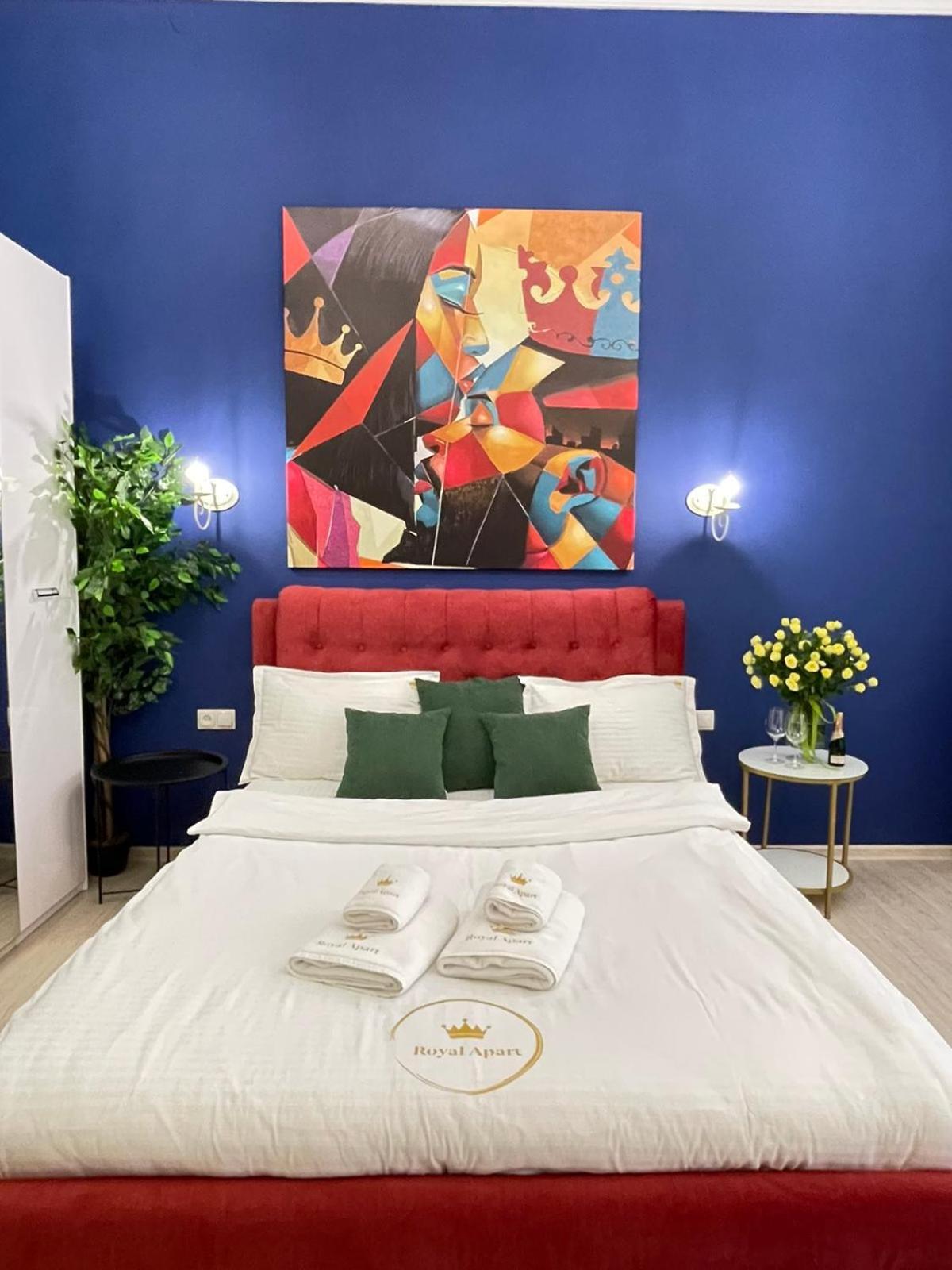 Royal Apartment On Slovatskogo 8 Lviv Dış mekan fotoğraf